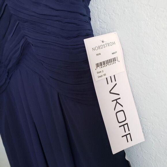 Levkoff Crisscross‎ Neck Chiffon A-line Navy Gown - Picture 4 of 7